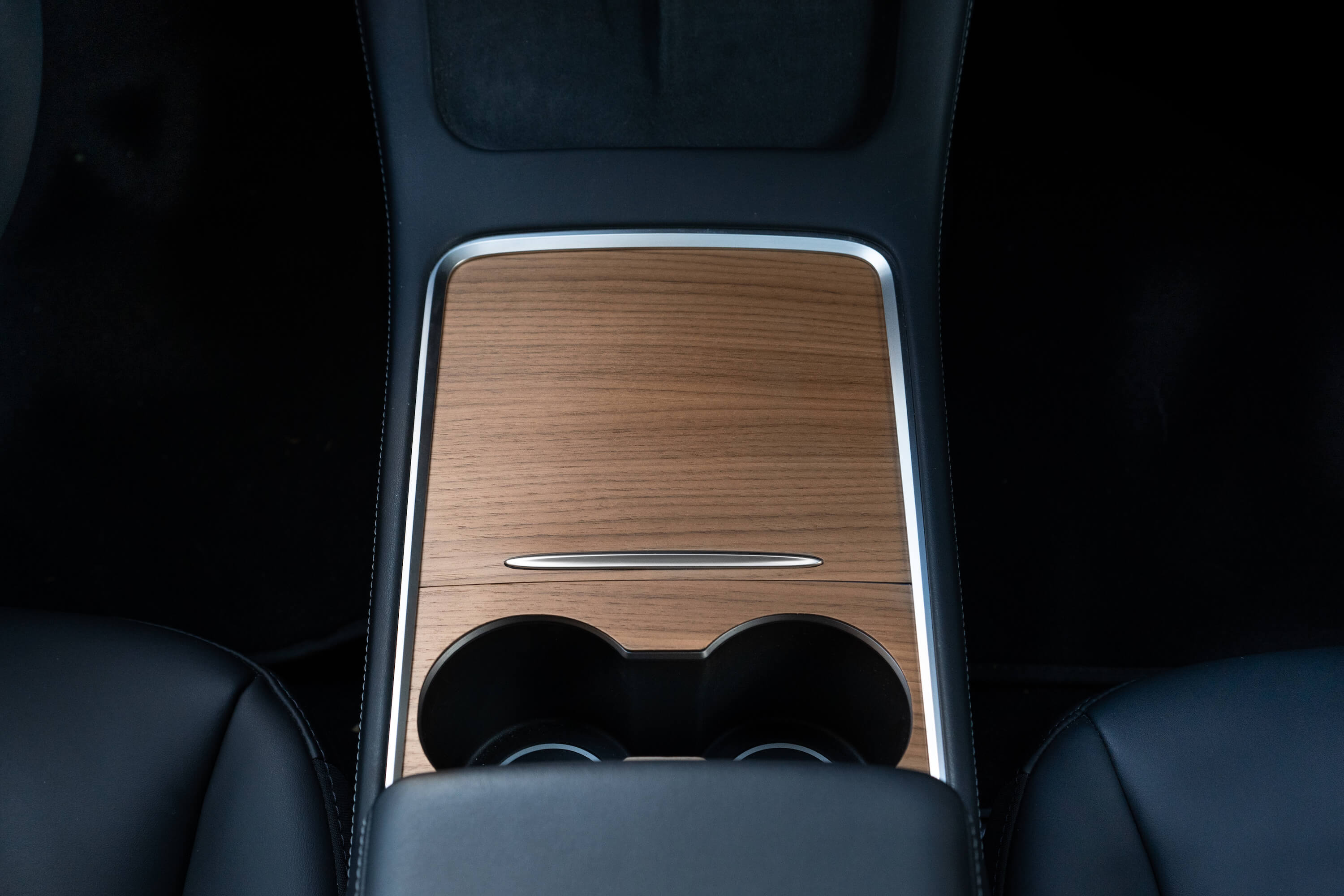 Couverture de console centrale en bois pour Tesla Model 3 & Model Y, Gen. 2  – Hills
